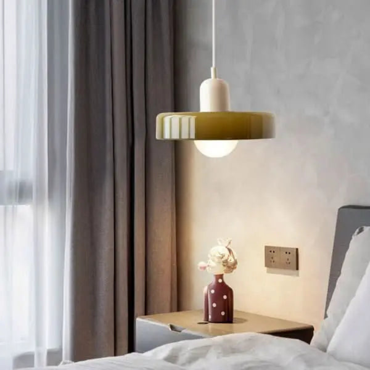 Lampe suspendue style Bauhaus